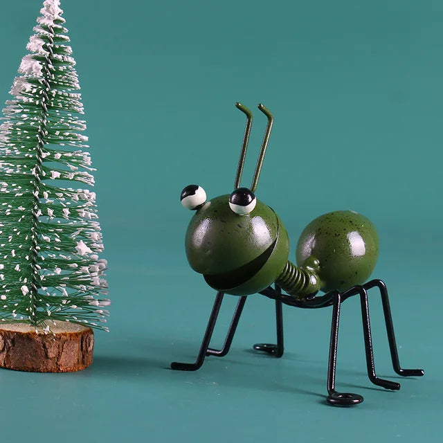 Metal Cute Ant Wall Decorations - Everything for Everyone